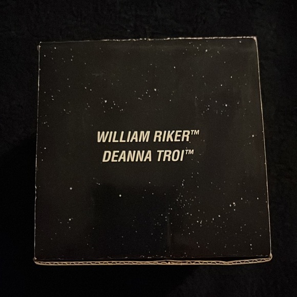 William Riker and Deanna Troi Star Trek: The Next Generation mug - Picture 5 of 16